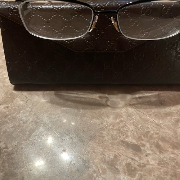 Gucci Oval Style Black Frame - Picture 5 of 5